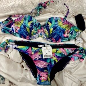 bnwt Swimsuit Bikini 👙